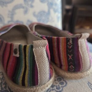 VTG Roxy Serape Multicolour Boho Print Slip-On Flats/ Shoes - Size 8.5